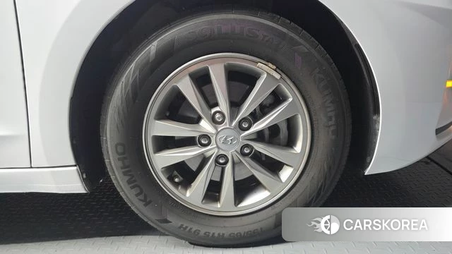 Hyundai The New Avante AD id 4836961 из Кореи 13
