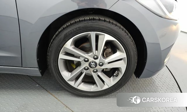 Hyundai Avante AD id 5024030 из Кореи 13