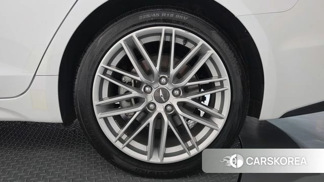 Genesis G70 id 4959981 из Кореи 13