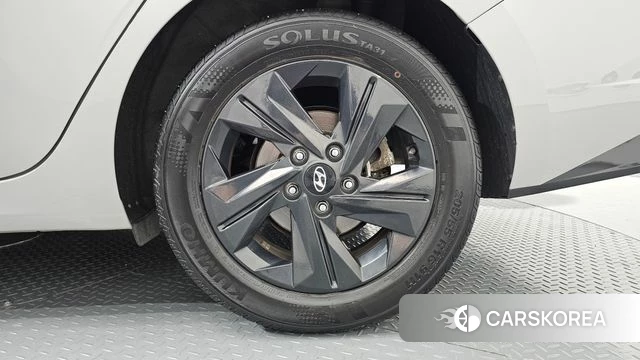 Hyundai Avante (CN7) id 5012183 из Кореи 13