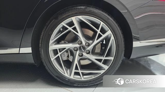 Genesis G90 (RS4) id 4951398 из Кореи 13