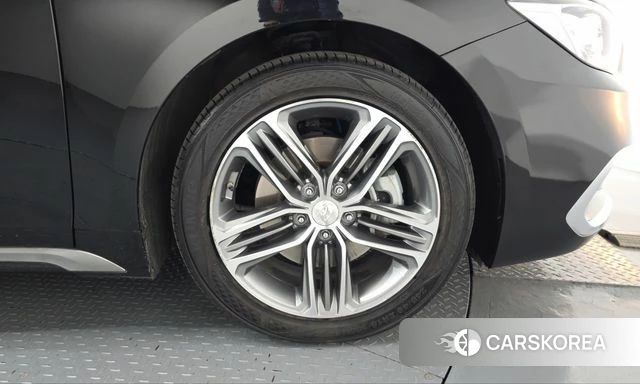 Hyundai Grandeur IG id 5024045 из Кореи 13