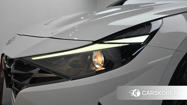 Hyundai Avante Hybrid (CN7) id 5052686 из Кореи 14