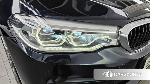 BMW 5 Series (G30) id 5042196 из Кореи 14