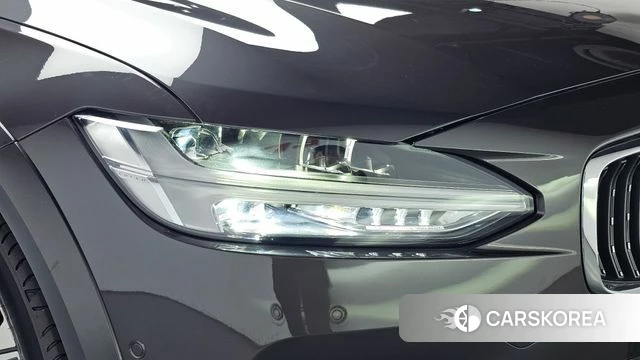 Volvo V90 Cross-Country id 4950334 из Кореи 14