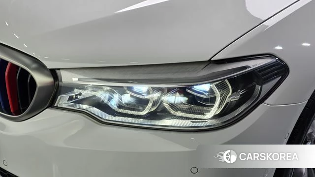 BMW 5 Series (G30) id 5014140 из Кореи 14