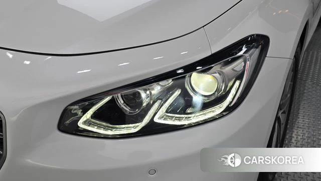 Hyundai Grandeur IG id 4967300 из Кореи 14