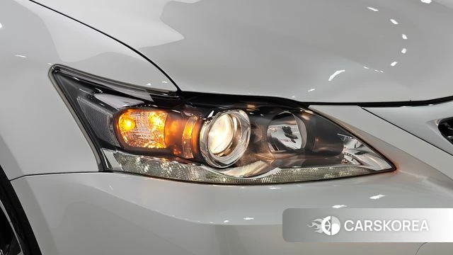 Lexus CT200h id 5018834 из Кореи 14