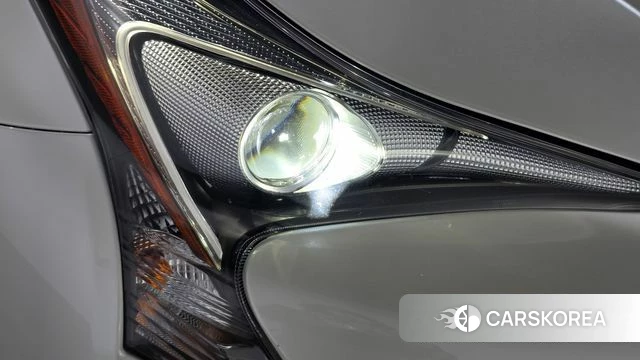 Toyota Prius 4th Generation id 5018883 из Кореи 14
