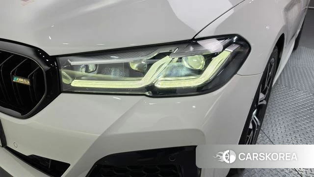 BMW 5 Series (G30) id 4929866 из Кореи 14