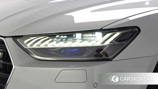 Audi A7 (4K) id 4936908 из Кореи 14