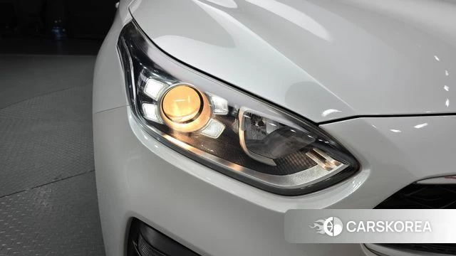 Kia Come New K3 id 4232848 из Кореи 14