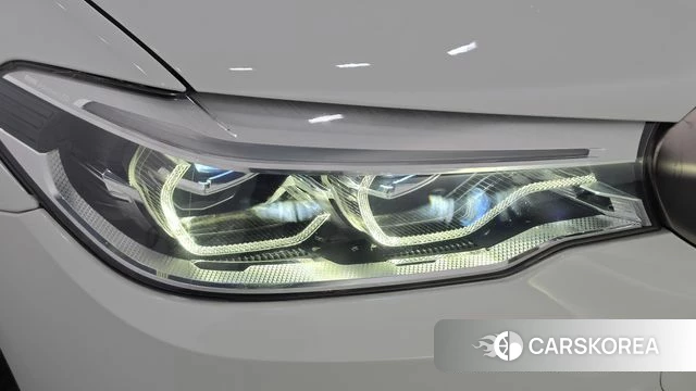BMW 5 Series (G30) id 5018729 из Кореи 14