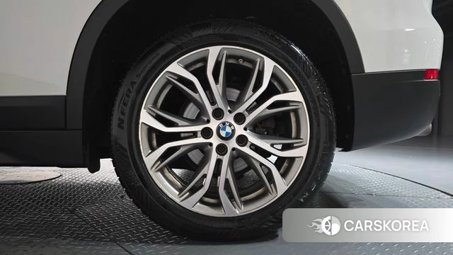 BMW X1 (F48) id 5018640 из Кореи 14
