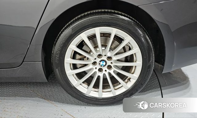 BMW 5 Series (G30) id 5023438 из Кореи 14