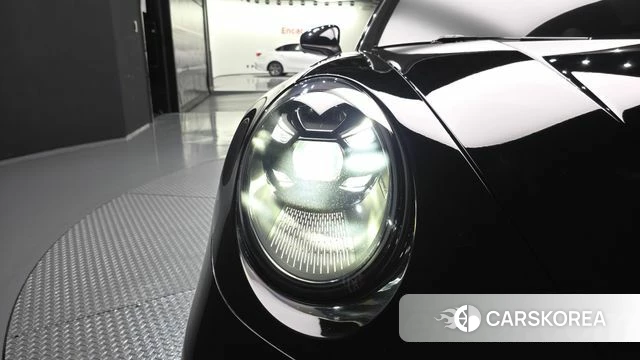 Porsche 911(992) id 4572065 из Кореи 14