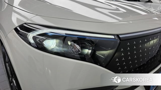 Mercedes-Benz EQA H243 id 5001540 из Кореи 14