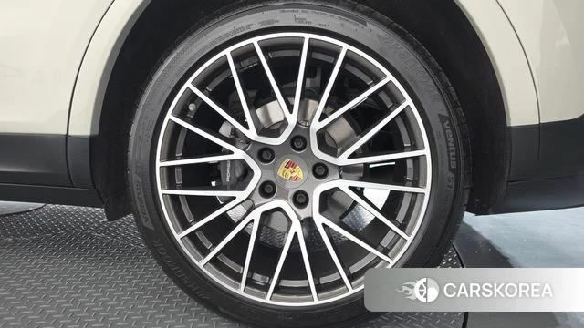 Porsche Cayenne (PO536) id 4731914 из Кореи 14