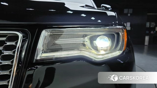Jeep Grand Cherokee id 4952643 из Кореи 14