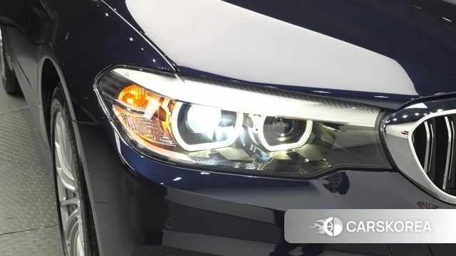 BMW 5 Series (G30) id 5028813 из Кореи 14