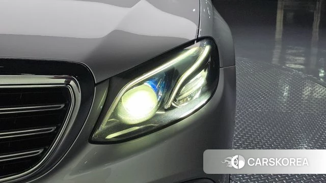 Mercedes-Benz E-Class W213 id 4930768 из Кореи 14