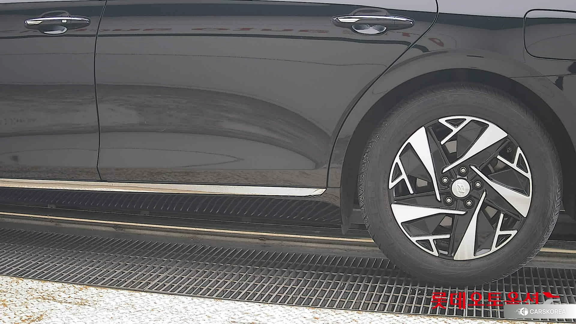 Hyundai Grandeur Hybrid id 5001037 из Кореи 14