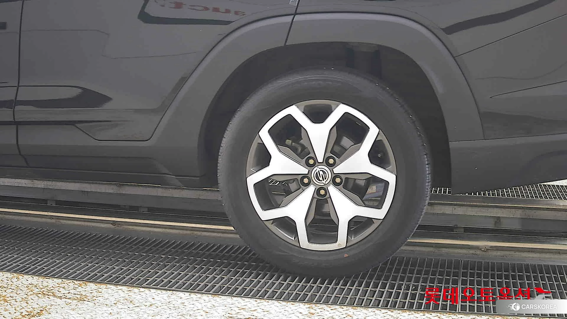 SsangYong Torres id 4990102 из Кореи 14