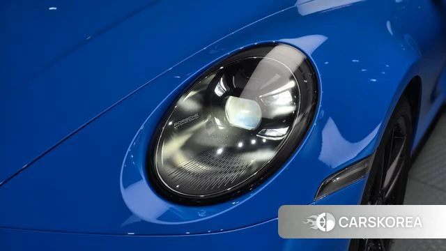 Porsche 911(992) id 5022609 из Кореи 14