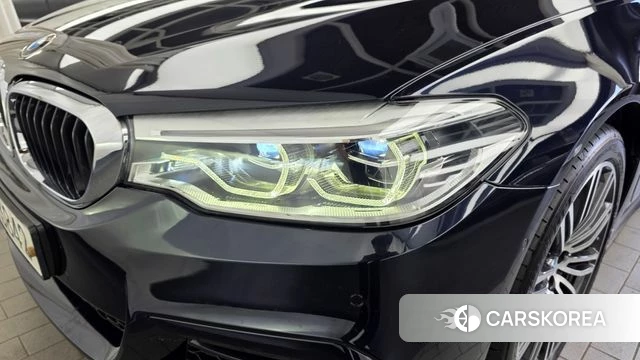 BMW 5 Series (G30) id 4978103 из Кореи 14