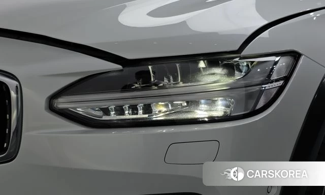Volvo V90 Cross-Country id 4952708 из Кореи 14