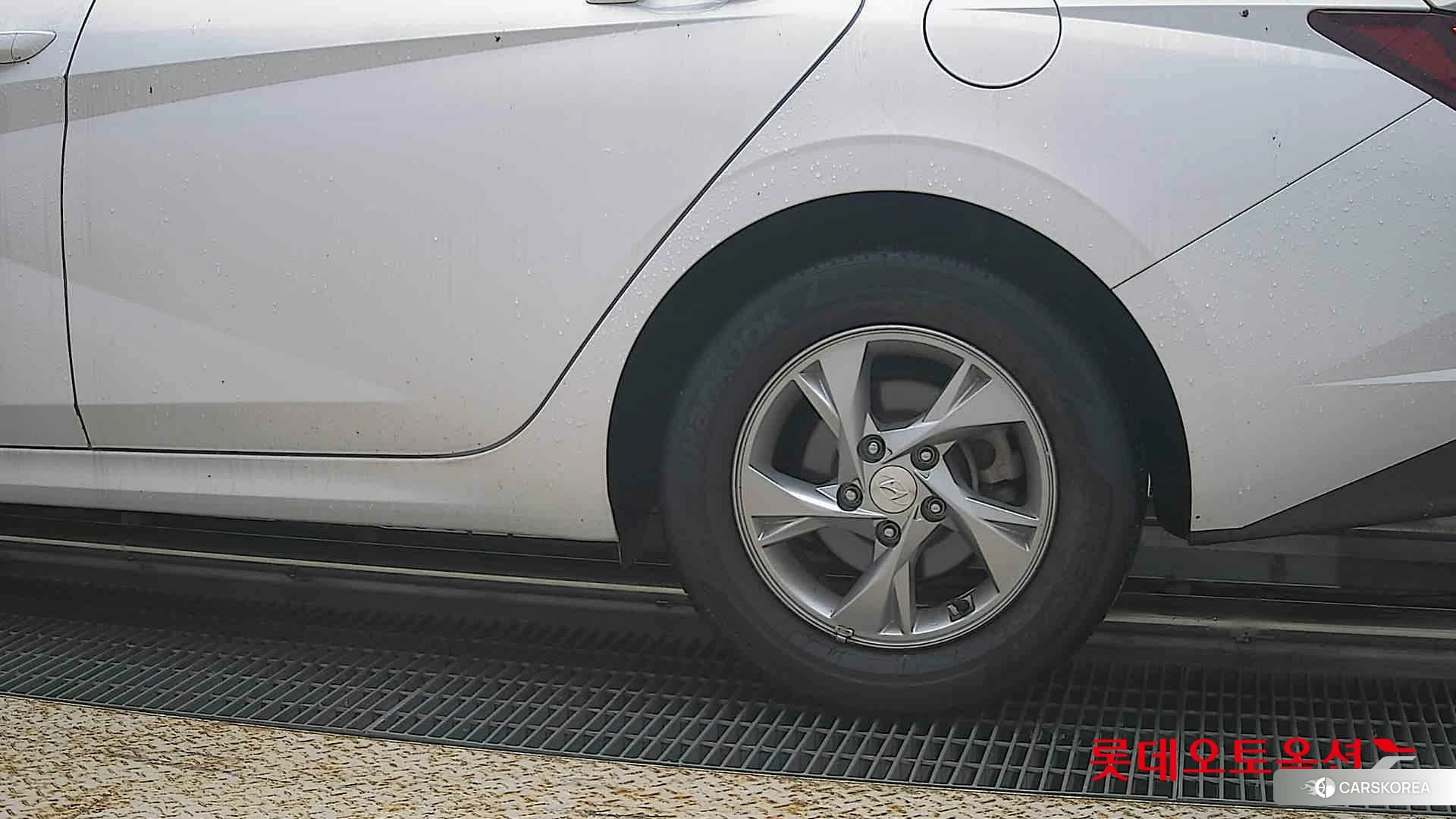 Hyundai Avante id 4984695 из Кореи 14