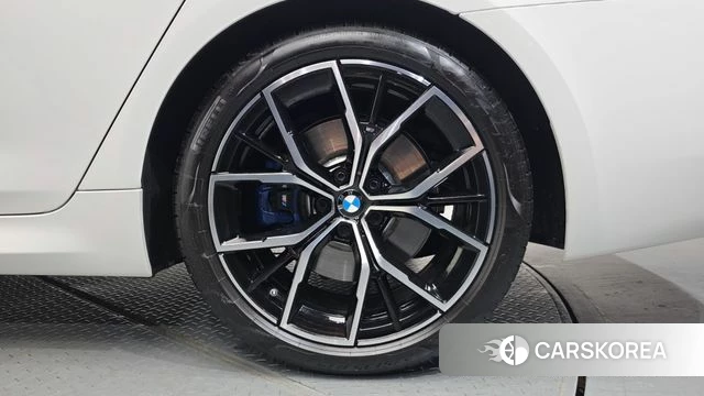 BMW 5 Series (G30) id 5011892 из Кореи 14