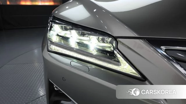 Lexus RX450h 4th generation id 4930843 из Кореи 14