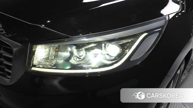 Kia The New Carnival id 5035914 из Кореи 14