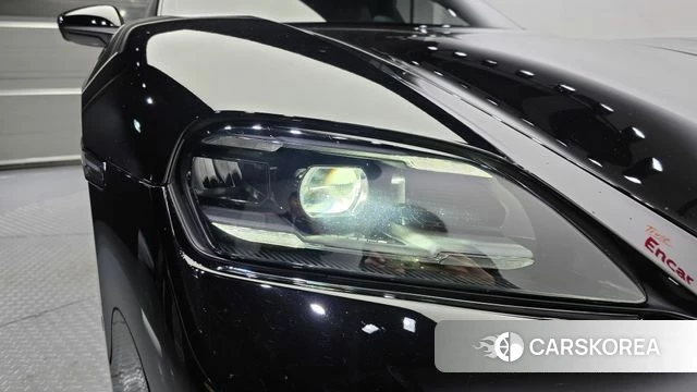 Porsche Taycan id 4980023 из Кореи 14