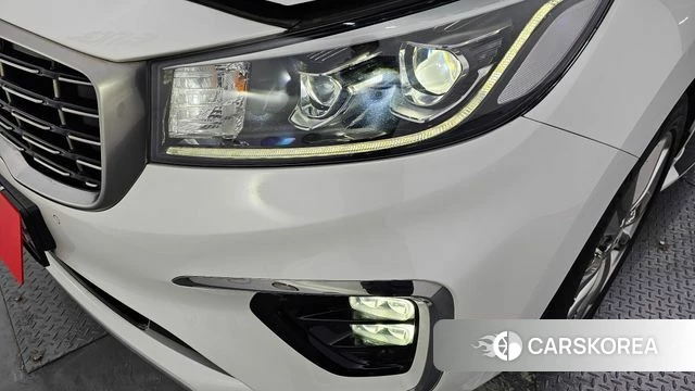 Kia The New Carnival id 4581774 из Кореи 14