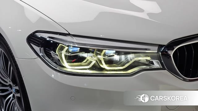 BMW 5 Series (G30) id 5035400 из Кореи 14