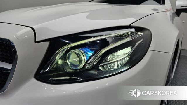 Mercedes-Benz E-Class W213 id 4604726 из Кореи 14