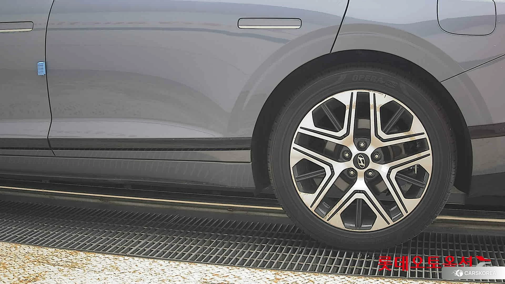 Hyundai Grandeur Hybrid id 4990007 из Кореи 14