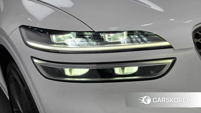 Genesis GV70 id 5012770 из Кореи 14