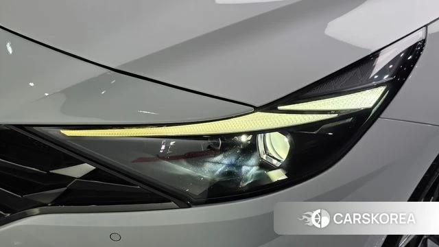 Hyundai Avante Hybrid (CN7) id 4981381 из Кореи 14
