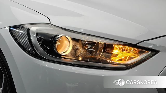Hyundai Avante AD id 4998786 из Кореи 14