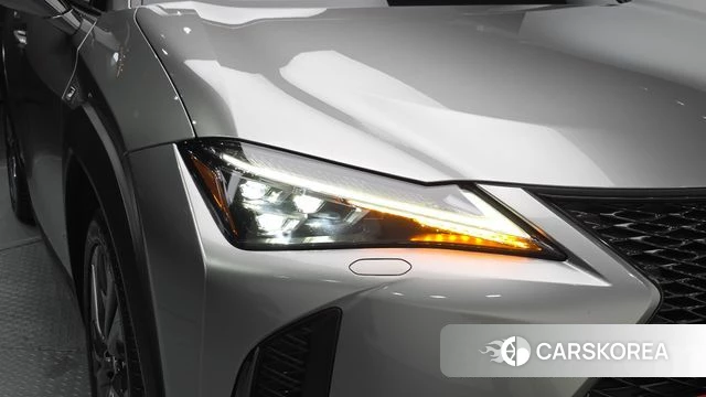 Lexus UX250h id 5013083 из Кореи 14