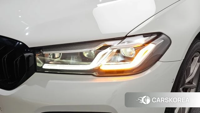 BMW 5 Series (G30) id 4944197 из Кореи 14