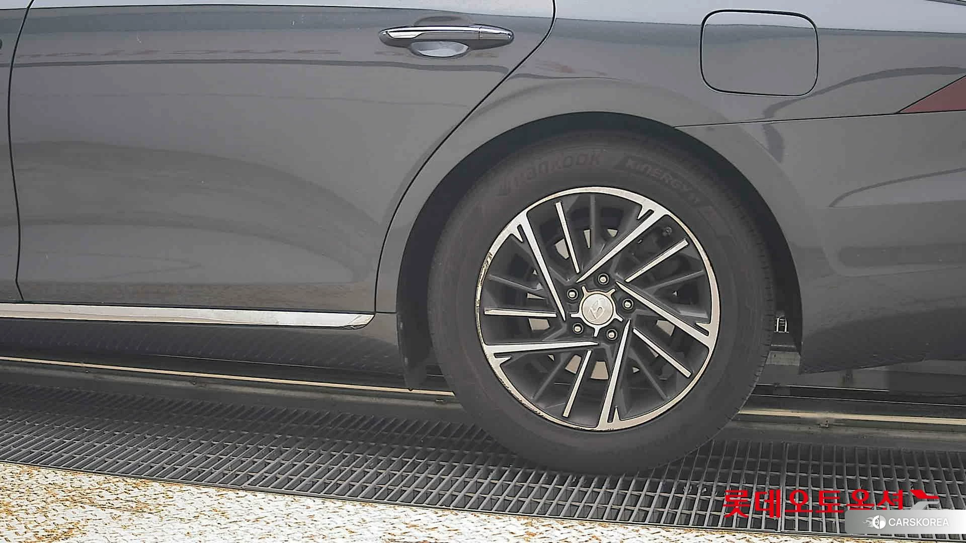 Hyundai Grandeur id 4990019 из Кореи 14