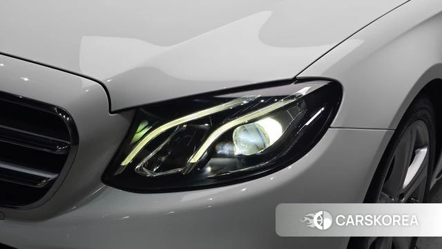 Mercedes-Benz E-Class W213 id 4998900 из Кореи 14