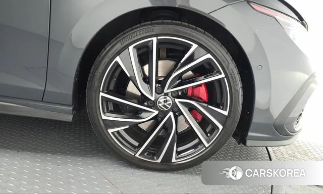 Volkswagen Golf 8th Generation id 5011347 из Кореи 14