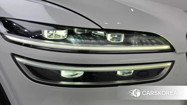 Genesis GV70 id 4935443 из Кореи 14