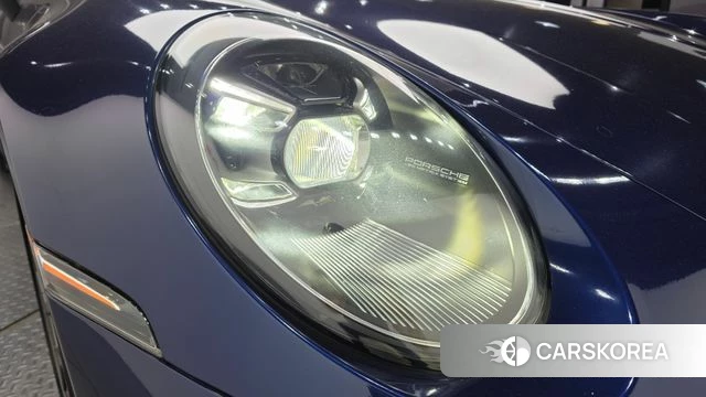 Porsche 911(992) id 4836546 из Кореи 14