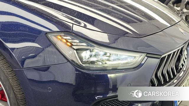 Maserati Ghibli id 4959428 из Кореи 14